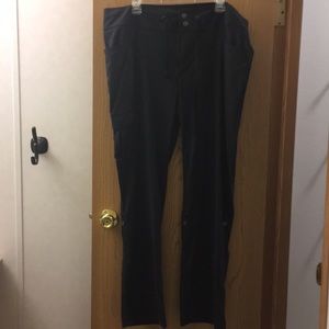 Columbia Women’s Roll Up Pants